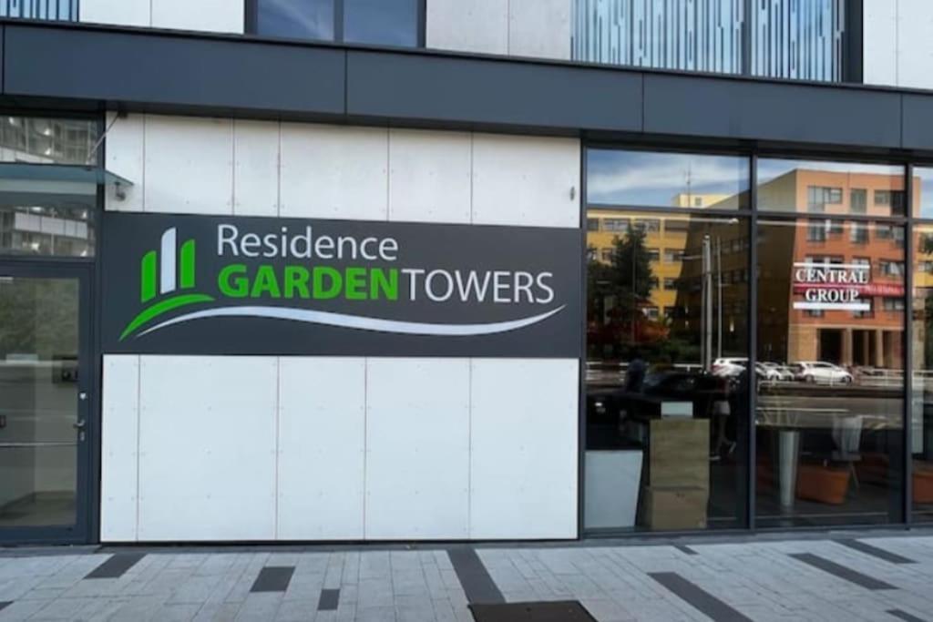 Residence Garden Tower - Zimni Zahrada Prague Extérieur photo